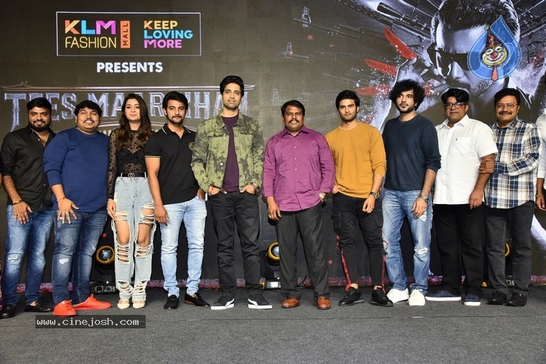 Tees Maar Khan Pre Release Event - 2 / 25 photos