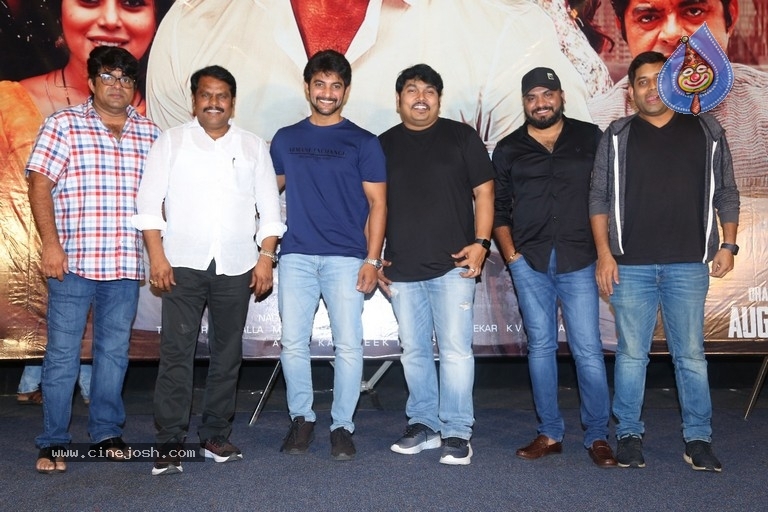 Tees Maar Khan Press Meet - 4 / 14 photos