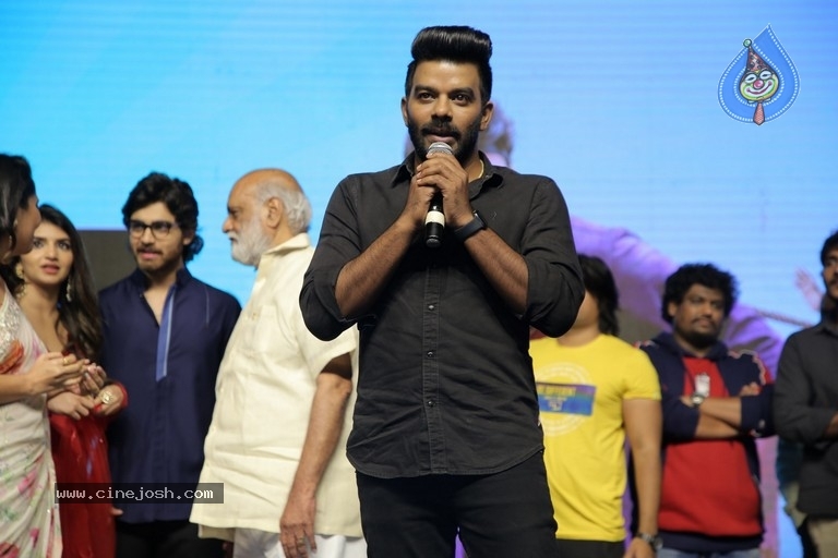 Wanted Pandugadu Pre Release Event - 8 / 21 photos