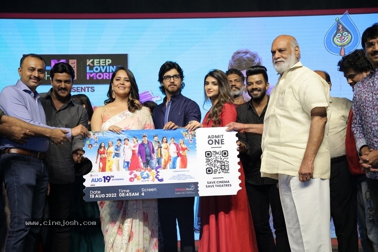 Wanted Pandugadu Pre Release Event - 10 / 21 photos