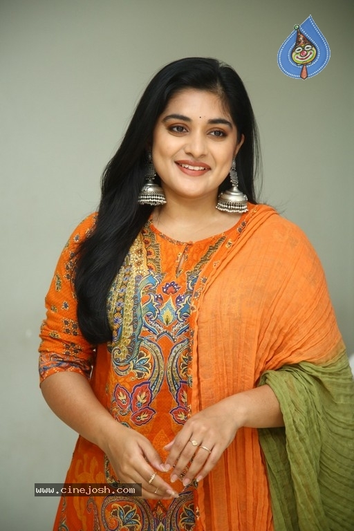 Nivetha Thomas Photos - 4 / 18 photos