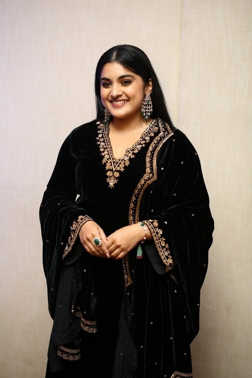 Nivetha Thomas Photos - 5 / 20 photos