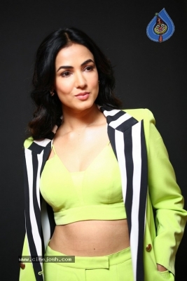 Sonal Chauhan Photos - 13 of 20