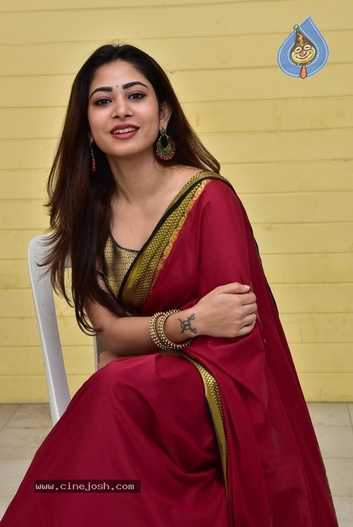 Sonia Thakur Interview Photos - 18 / 19 photos