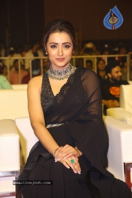 Trisha Krishnan Photos - 3 of 21