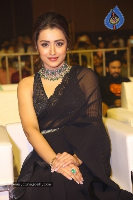 Trisha Krishnan Photos - 4 of 21