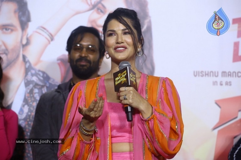 Ginna Movie Teaser Launch - 12 / 21 photos