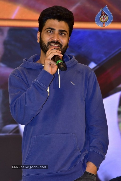 Oke Oka Jeevitham Success Meet - 6 / 21 photos