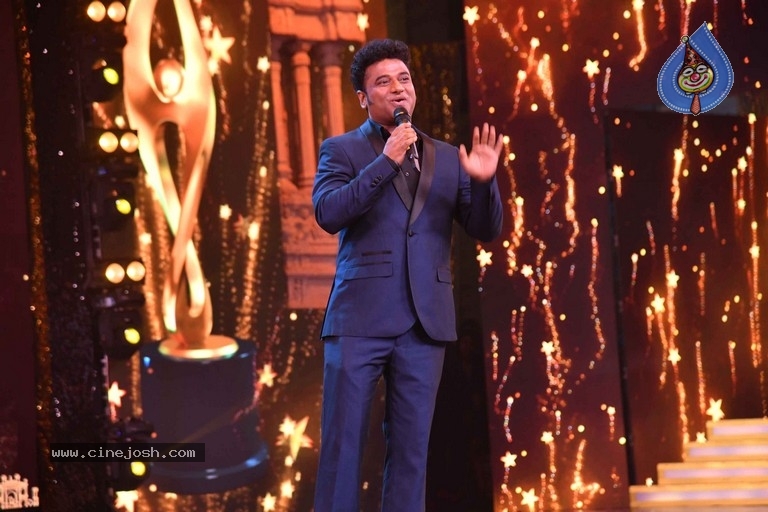 Celebrities at SIIMA 2022 Awards - 61 / 61 photos