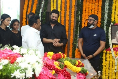 Celebrities Pays Tribute Krishnam Raju - 34 of 126