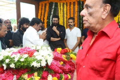Celebrities Pays Tribute Krishnam Raju - 74 of 126