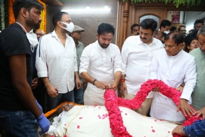 Celebrities Pays Tribute Krishnam Raju - 109 of 126