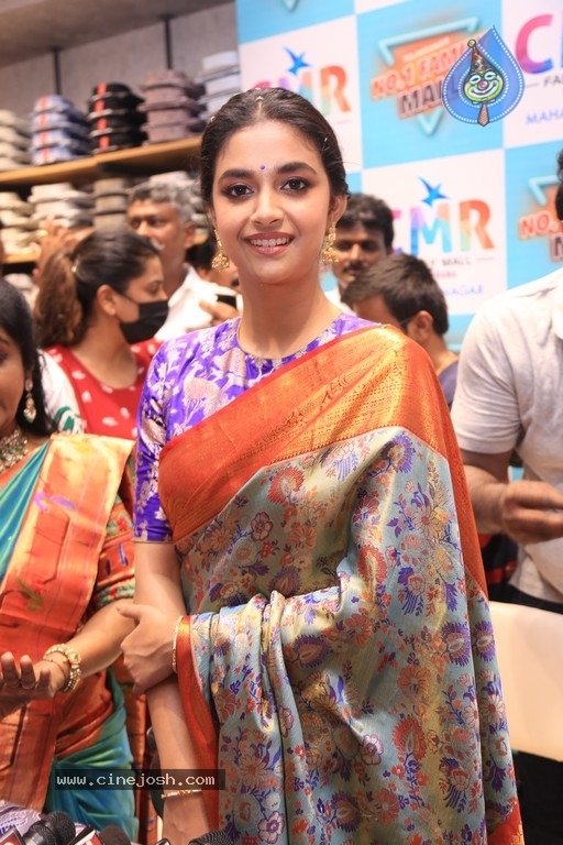 Keerthy Suresh Launches CMR Shopping Mall - 14 / 21 photos