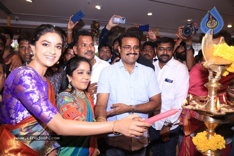 Keerthy Suresh Launches CMR Shopping Mall - 20 / 21 photos