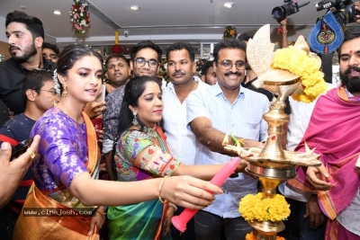 Keerthy Suresh Launches CMR Shopping Mall - 11 of 21