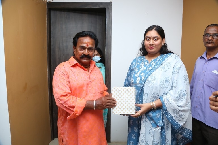 Krishnam Raju 11th day ceremony - 6 / 36 photos