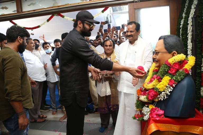 Krishnam Raju 11th day ceremony - 10 / 36 photos