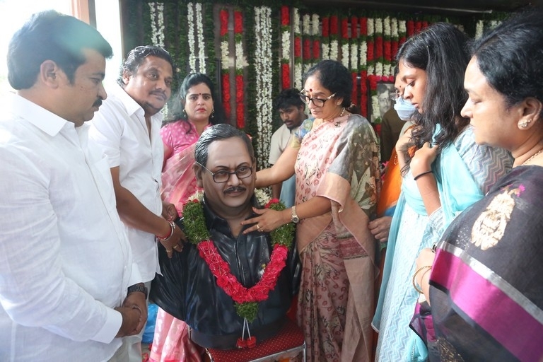 Krishnam Raju 11th day ceremony - 32 / 36 photos