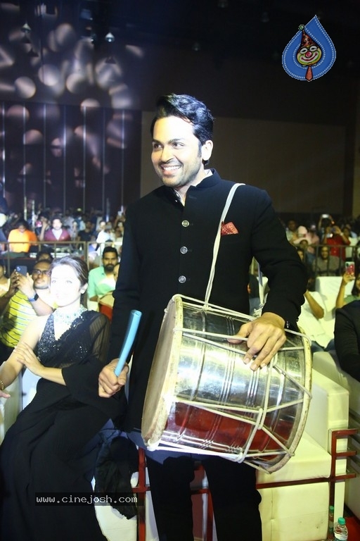 Ponniyin Selvan I Pre Release Event - 24 / 78 photos