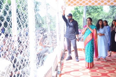 Prabhas and Krishnam Raju family at Mogalthuru - 11 of 19