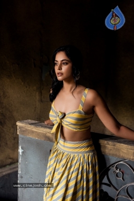 Bindu Madhavi Latest Stills - 1 of 4
