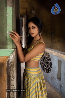 Bindu Madhavi Latest Stills - 3 of 4