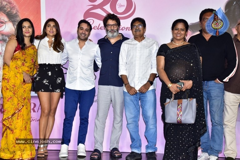 Nuvve Nuvve 20th Anniversary Celebrations - 20 / 30 photos