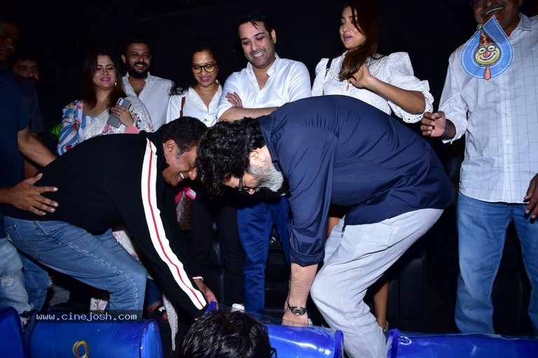 Nuvve Nuvve 20th Anniversary Celebrations - 21 / 30 photos