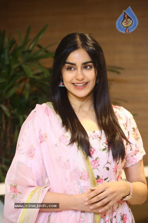 Adah Sharma Stills - 1 / 16 photos