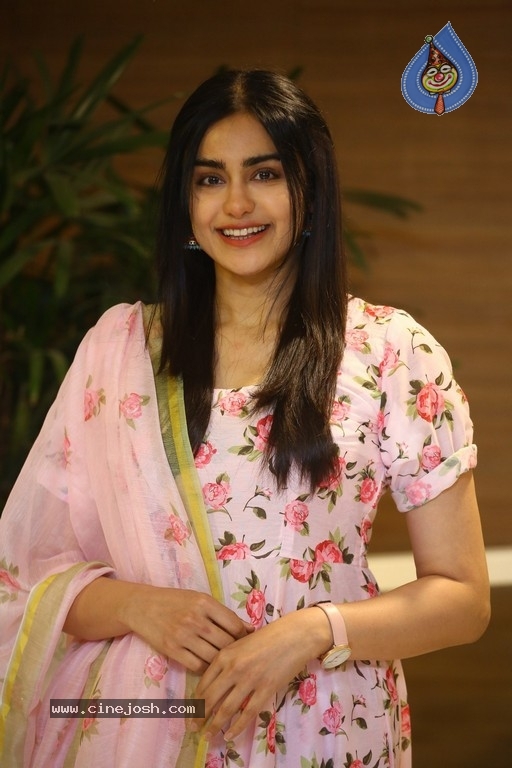 Adah Sharma Stills - 9 / 16 photos