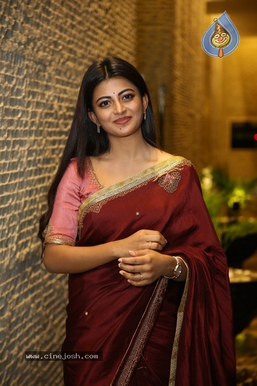 Anandhi Photos - 5 / 17 photos