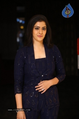 Varalaxmi Sarathkumar Photos - 9 of 16