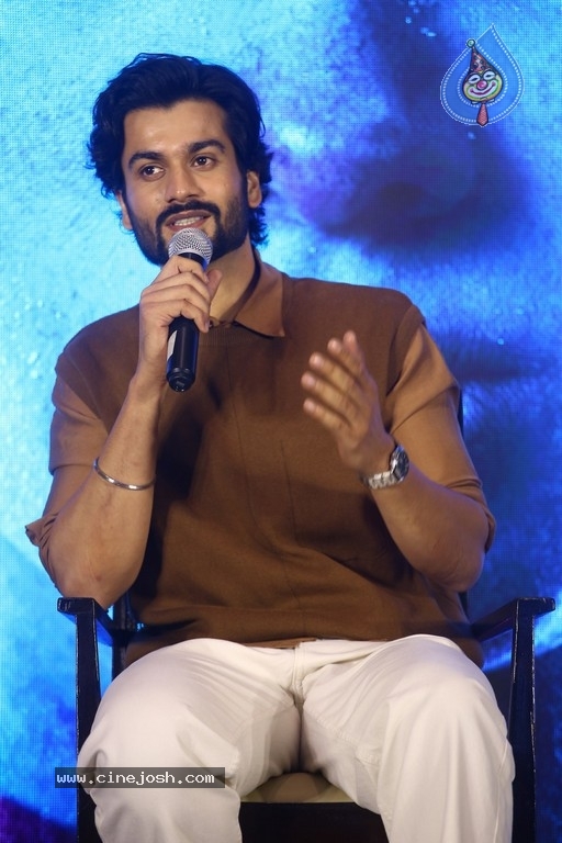 Mili Press Meet at Hyderabad - 8 / 20 photos