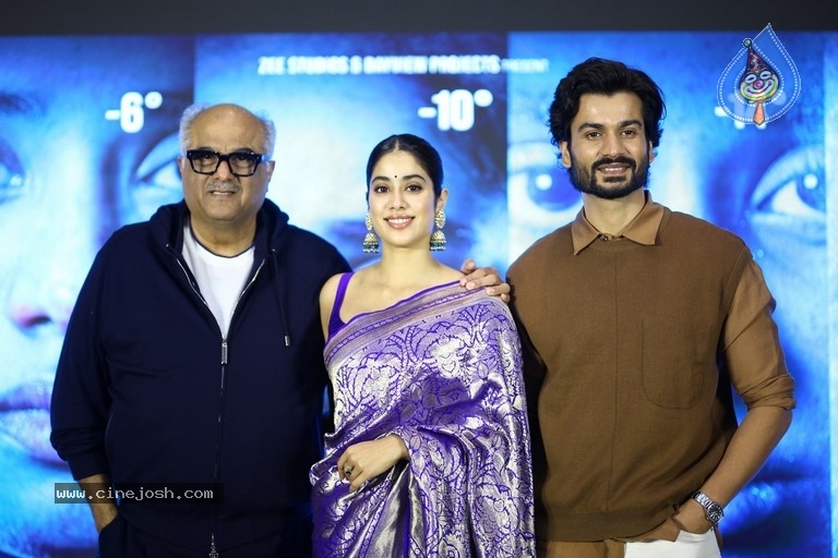 Mili Press Meet at Hyderabad - 14 / 20 photos