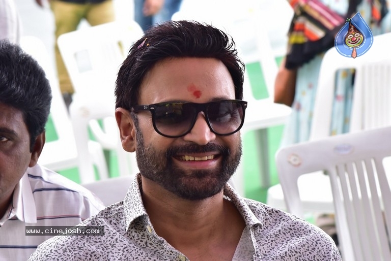 Sumanth New Movie Opening - 8 / 12 photos