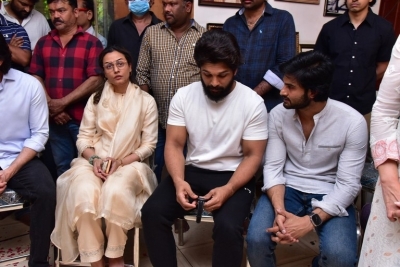 Celebs Pay Condolences to Superstar Krishna 02 - 56 of 113