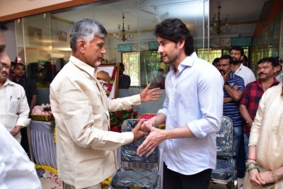 Celebs Pay Condolences to Superstar Krishna 02 - 113 of 113