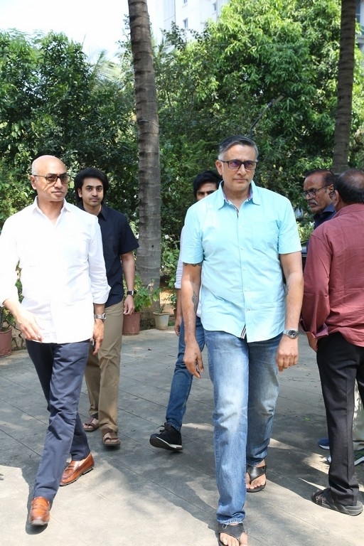 Celebs Pay Condolences to Superstar Krishna - 52 / 96 photos