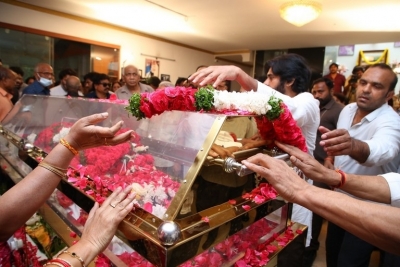 Celebs Pay Condolences to Superstar Krishna - 2 of 96