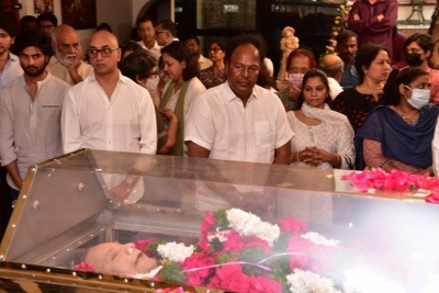 Celebs Pay Condolences to Superstar Krishna - 70 of 96