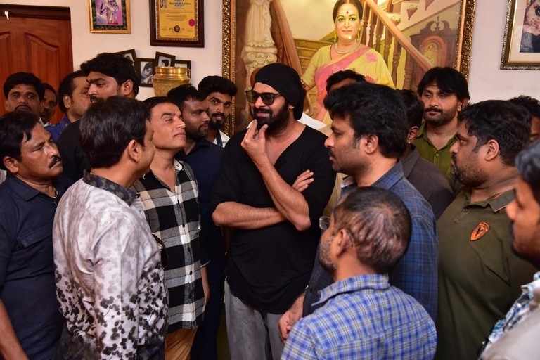 Celebs Pay Condolences to Superstar Krishna  - 3 / 111 photos