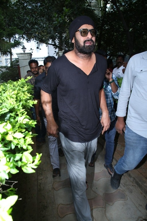 Celebs Pay Condolences to Superstar Krishna  - 20 / 111 photos