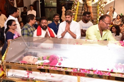 Celebs Pay Condolences to Superstar Krishna  - 23 of 111