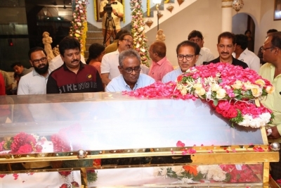 Celebs Pay Condolences to Superstar Krishna  - 24 of 111