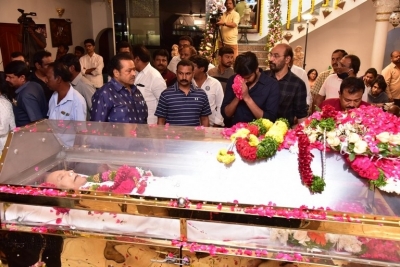 Celebs Pay Condolences to Superstar Krishna  - 28 of 111