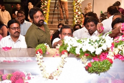 Celebs Pay Condolences to Superstar Krishna  - 45 of 111