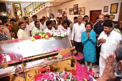 Celebs Pay Condolences to Superstar Krishna  - 52 of 111