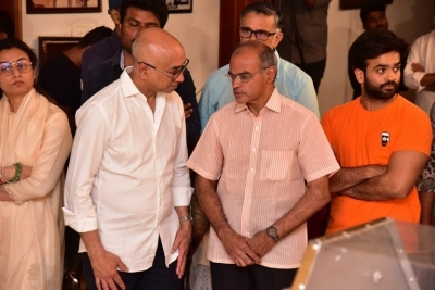 Celebs Pay Condolences to Superstar Krishna  - 83 of 111