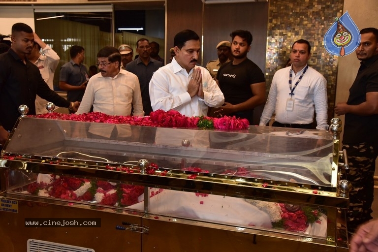 Celebs Pay Condolences to Superstar Krishna  - 38 / 97 photos