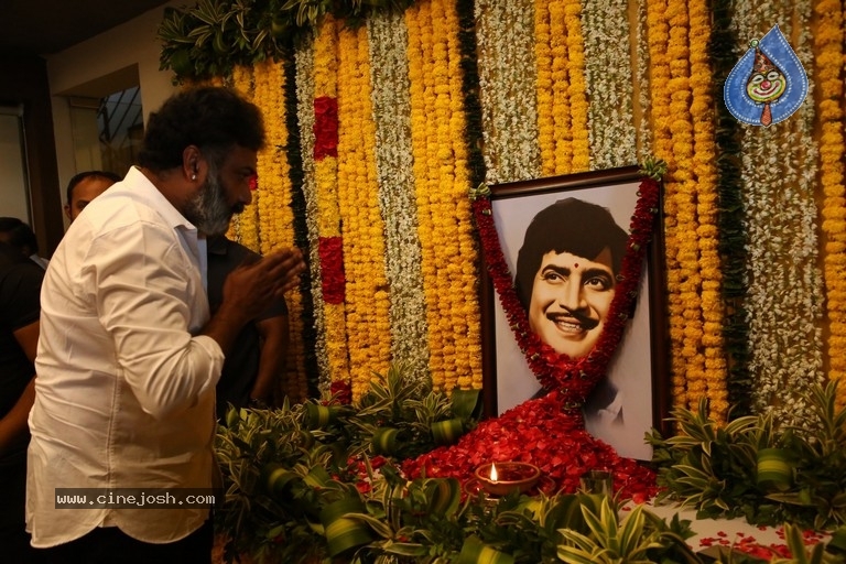 Celebs Pay Condolences to Superstar Krishna  - 59 / 97 photos